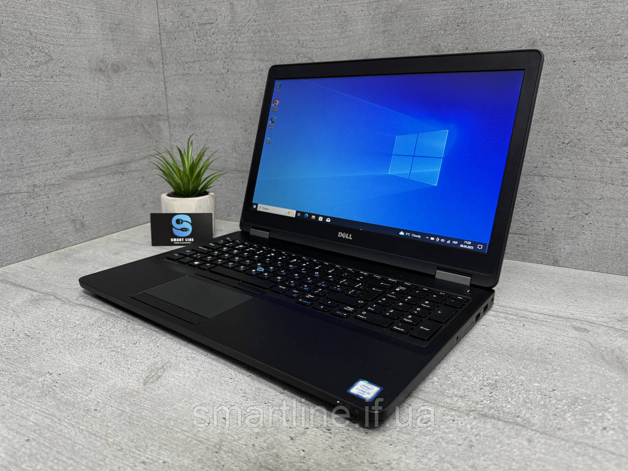 15.6" i5-6200u 8gb ssd ddr4 128gb Мультимедійний ноутбук Dell Делл E5570