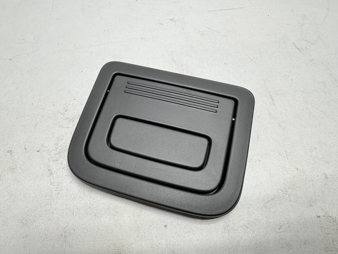 Ручка підлоги багажника Q7 Audi 8K9861697 8K98616974PK