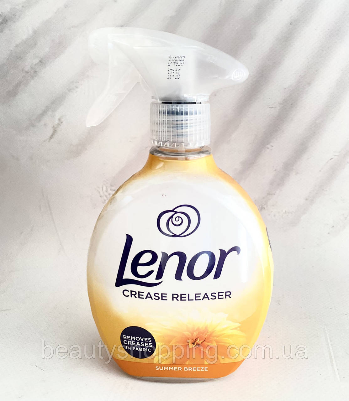 Спрей для розгладження складок на одязі Lenor Crease Releaser Summer Breeze 500 мл