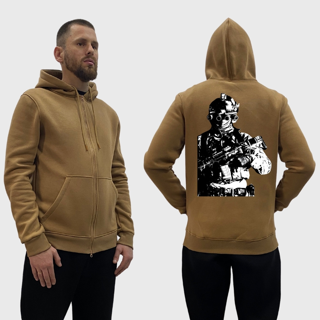 Чоловічий зіп-худі на флісі з принтом Військовий у тіні, Койот