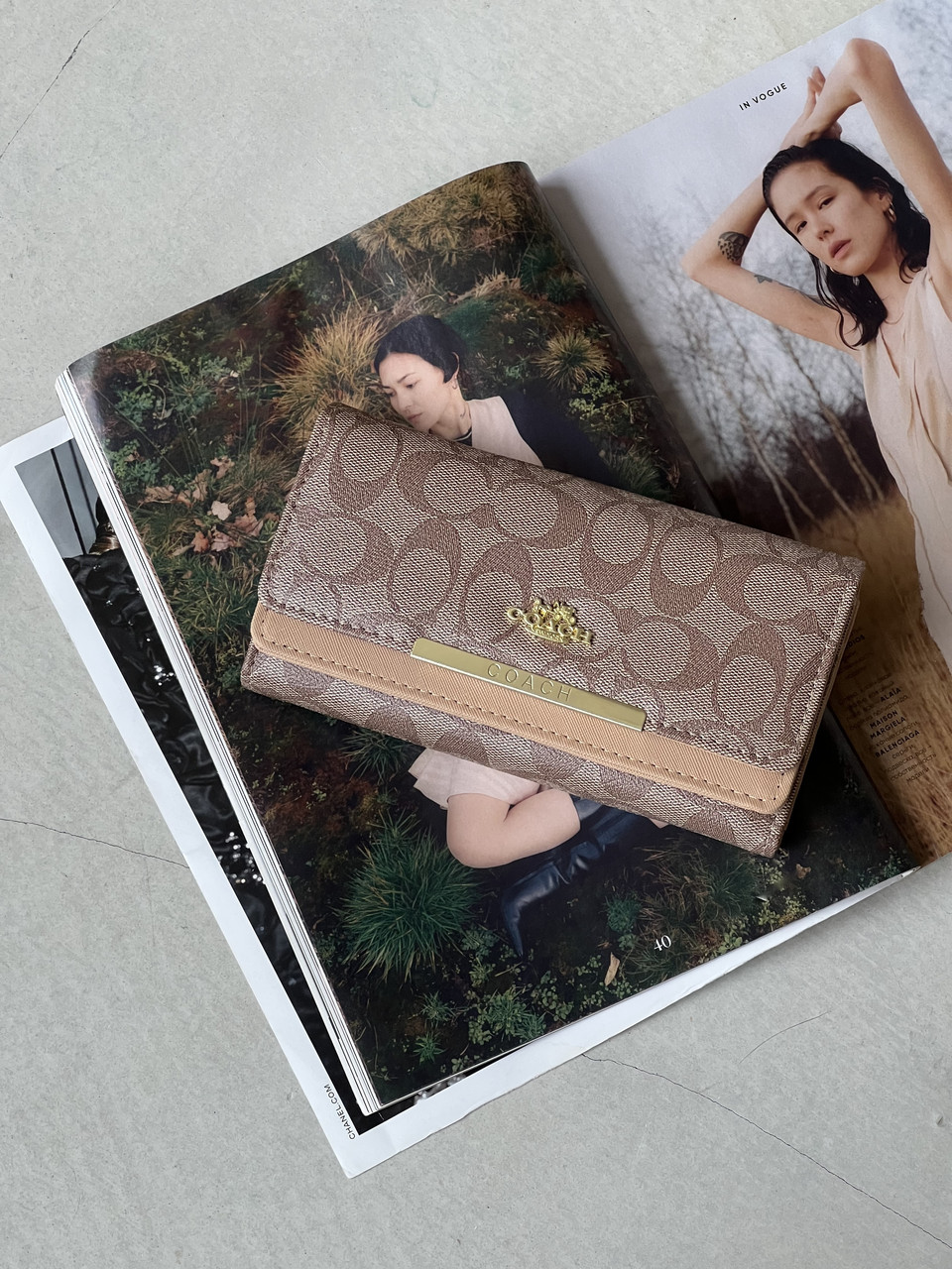 Жіночий гаманець Coach бежевий подвійний великий Коуч