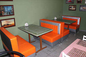 Диваны для кафе от Эдбург мебель +38044221-16-06городской+38063605-40-50Лайф+38066768-68-58МТС  Подробнее: https://edburg-mebli.com.ua/g1024249-mebel-dlya-kafe