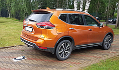 Фаркоп Nissan X Trail T32 (також Rogue USA) швидкоз'ємний гак на ключах