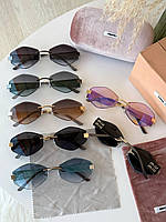 Стильні безправні сонцезахисні окуляри