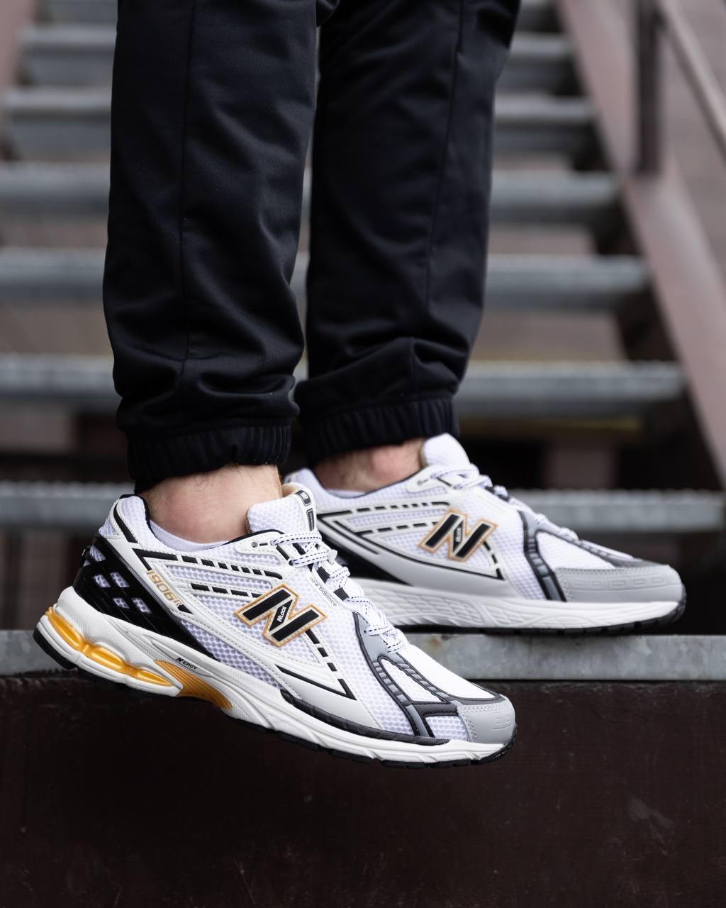 Кросівки чоловічі білі New Balance 1906 White Black Gold (15760)