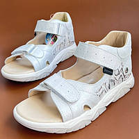 Босоніжки для дівчаток шкіряні Bebetom