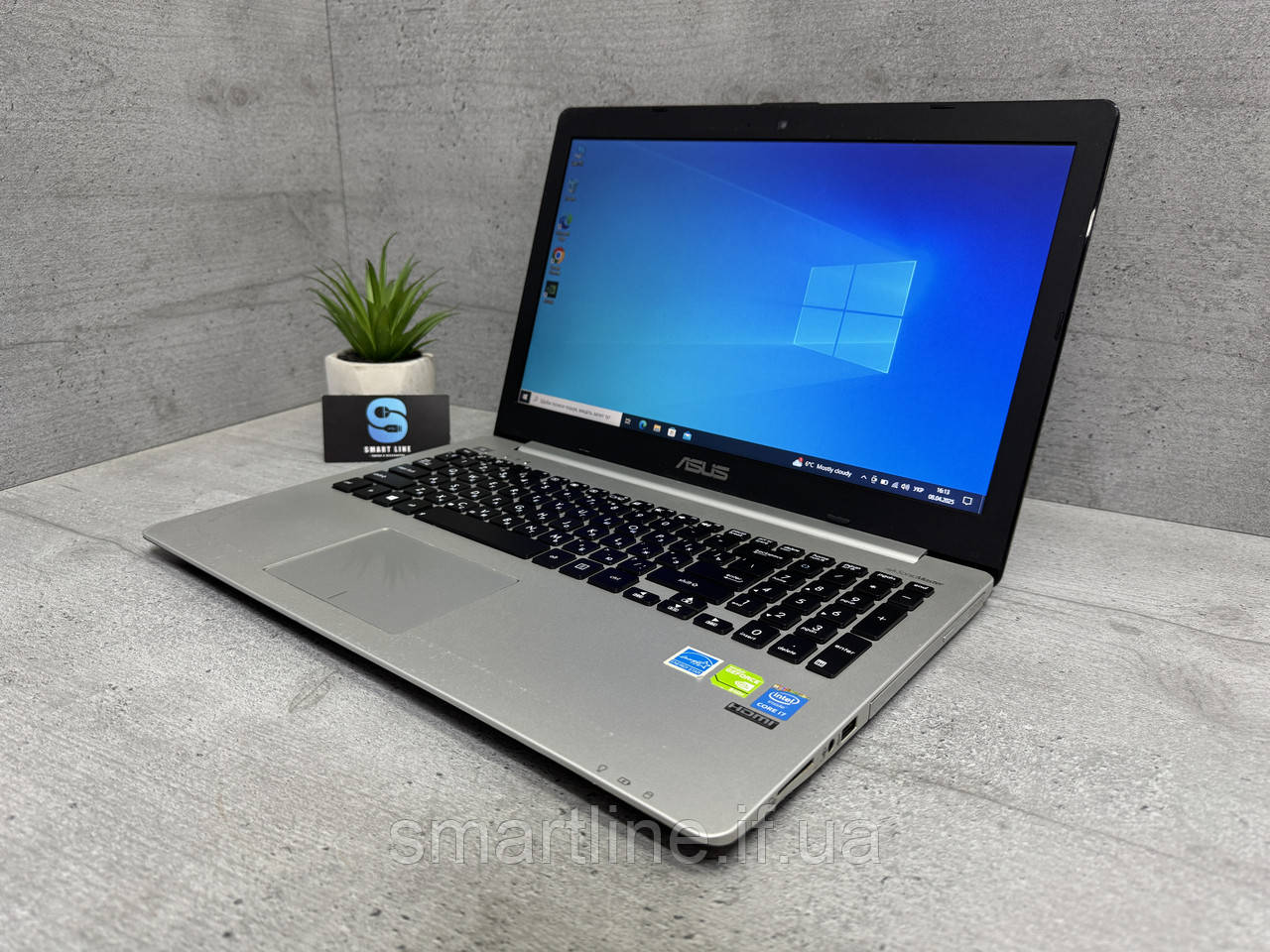 Nvidia Мультимедійний ноутбук Asus A551L i7-4510u 8gb ddr3 240gb ssd 15.6"
