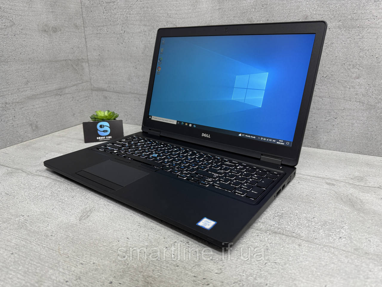 256gb ssd 15.6" Мультимедійний ноутбук Dell 5580 i5-6300u 8gb ddr4