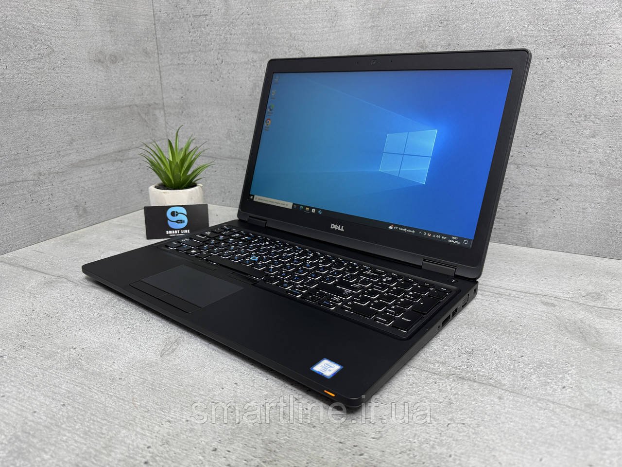 Стильний ноутбук Dell 5580 i5-6300u 8gb ddr4 256gb ssd 15.6" FullHD ips, фото 1