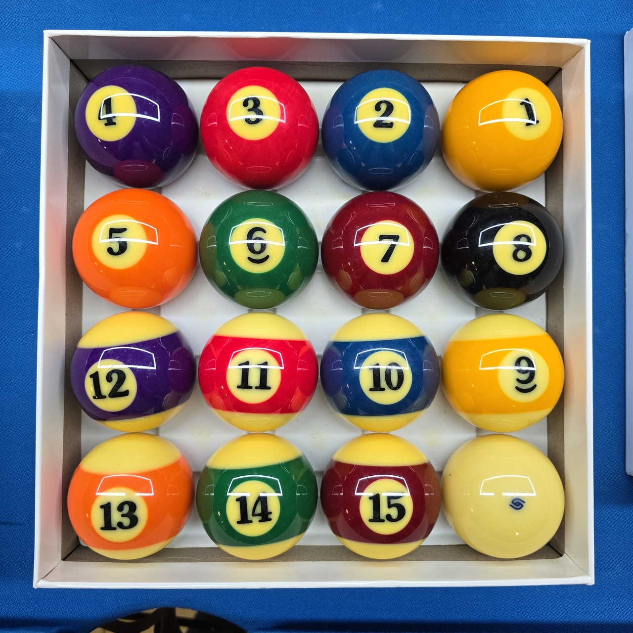 Більярдні кулі Pool 57,2 мм, Aramith Super Pro (без коробки)