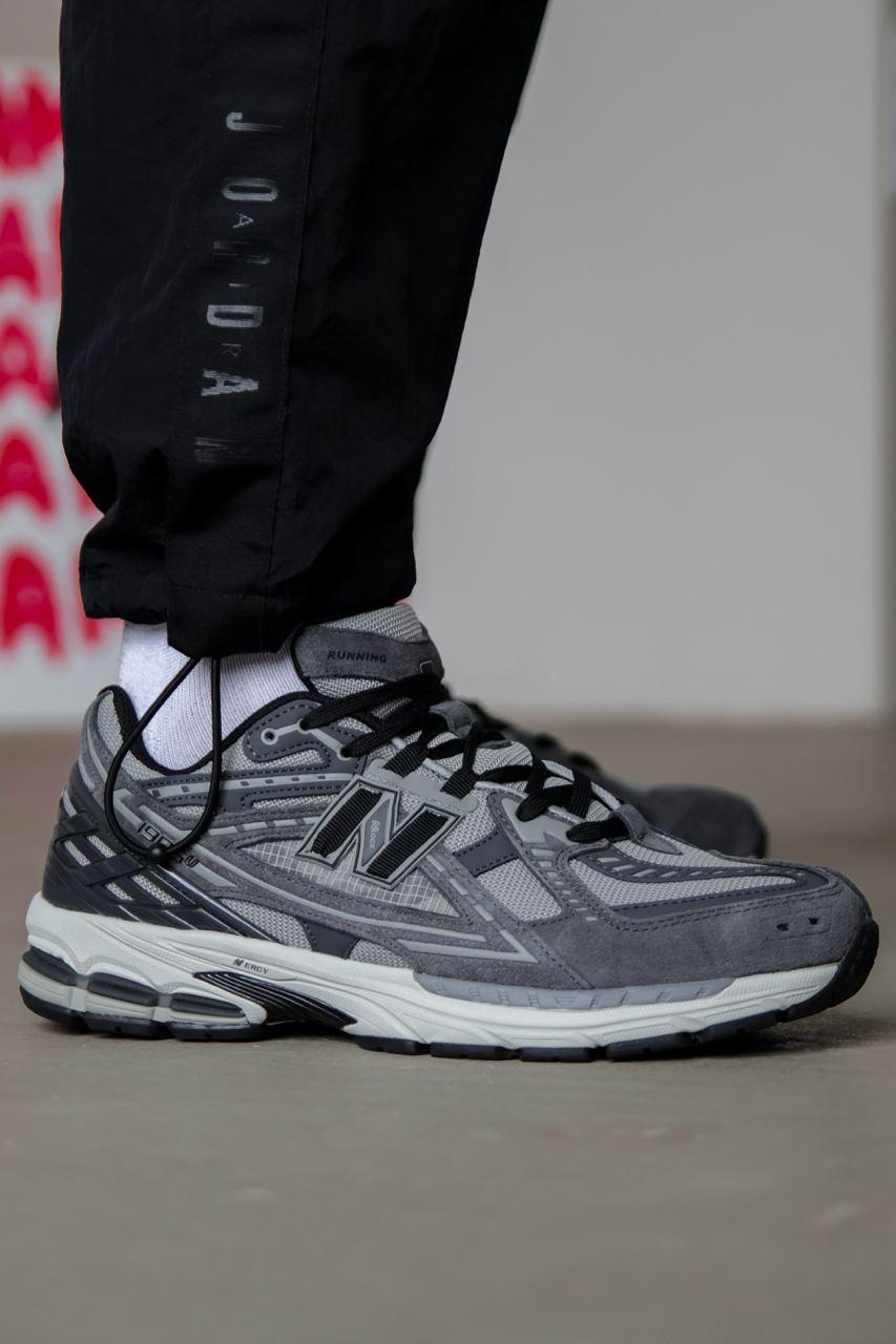 Кросівки чоловічі сірі New Balance 1906U Grey Black (20134)