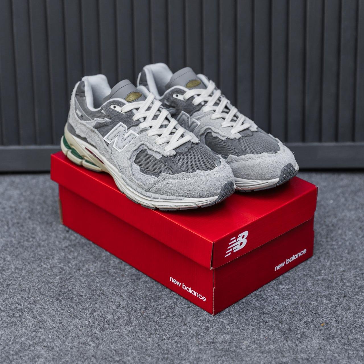 Кросівки чоловічі сірі New Balance 2002R Protection Pack Rain Cloud Grey (17333)