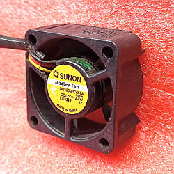Б/У Кулер / 12V 2.4W / 40x40x20 / SUNON / MagLev GM1204PKVX-8A / 3 pin
