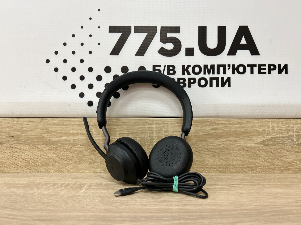 Професійна USB-С гарнітура Jabra Evolve2 40 Stereo Екошкіра
