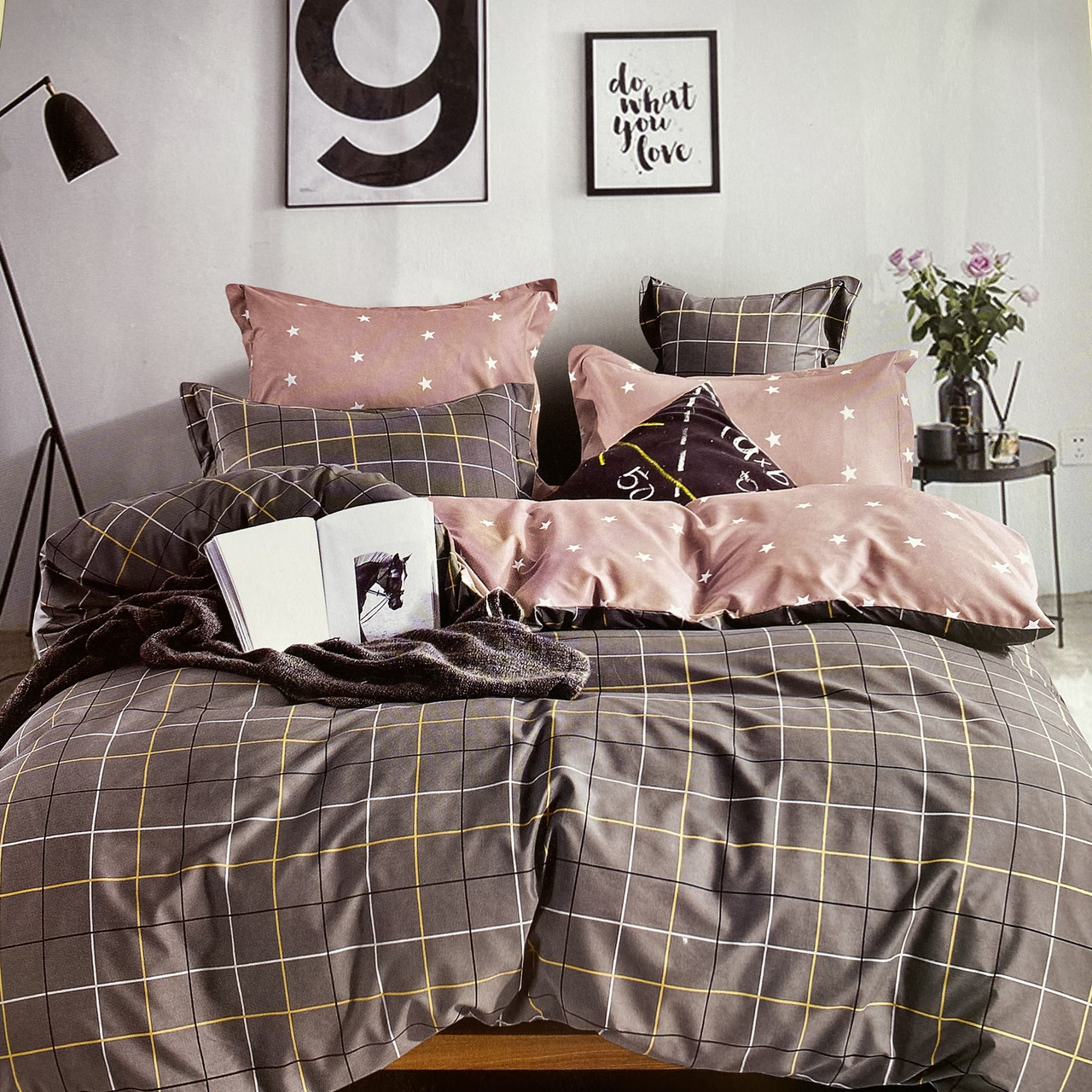 Постільна білизна Сімейний комплект з простирадлом на гумці з фланелі два підодіяльника, фото 1