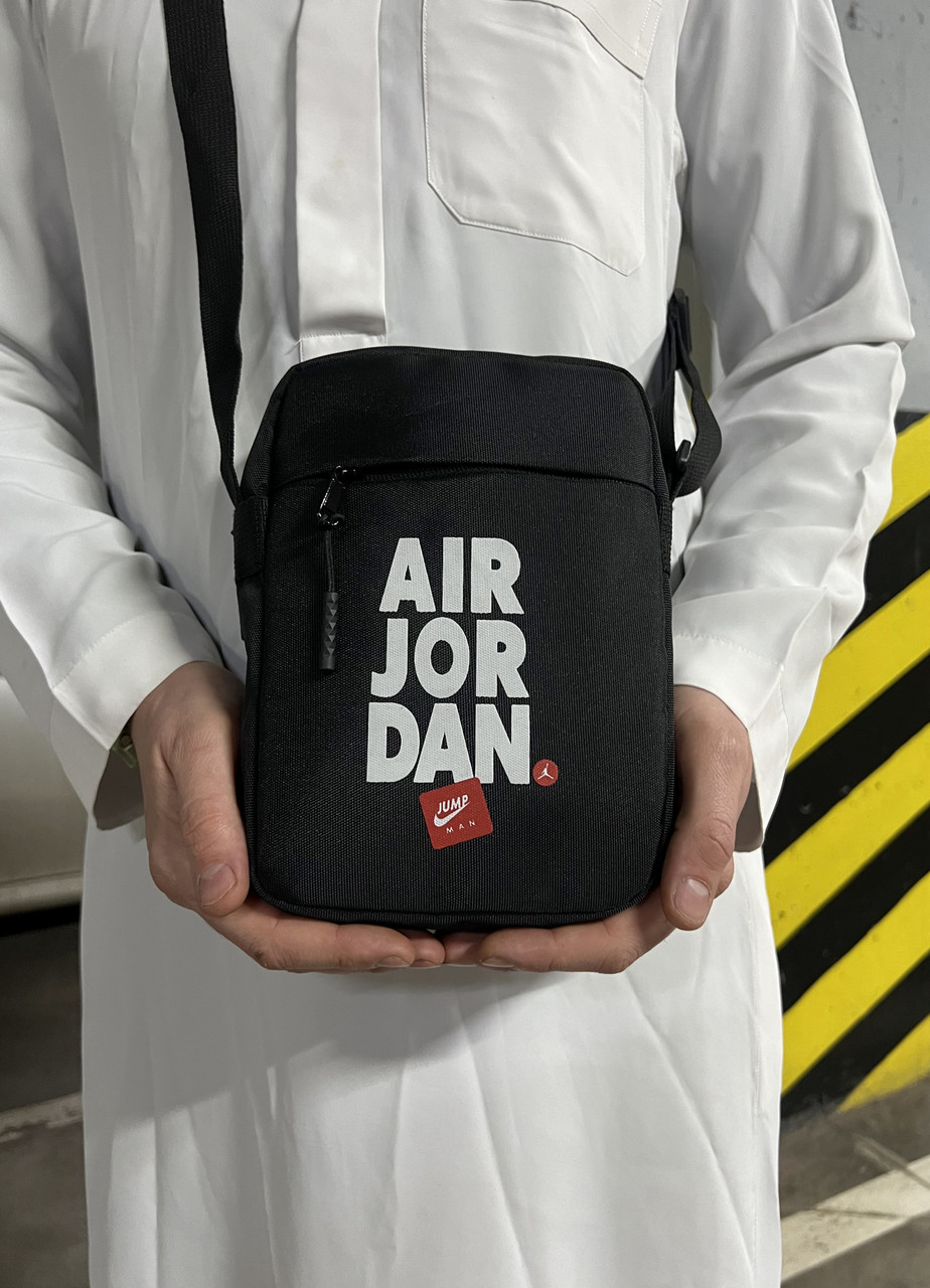Спортивна барсетка через плече - для прогулянок і дороги Jordan