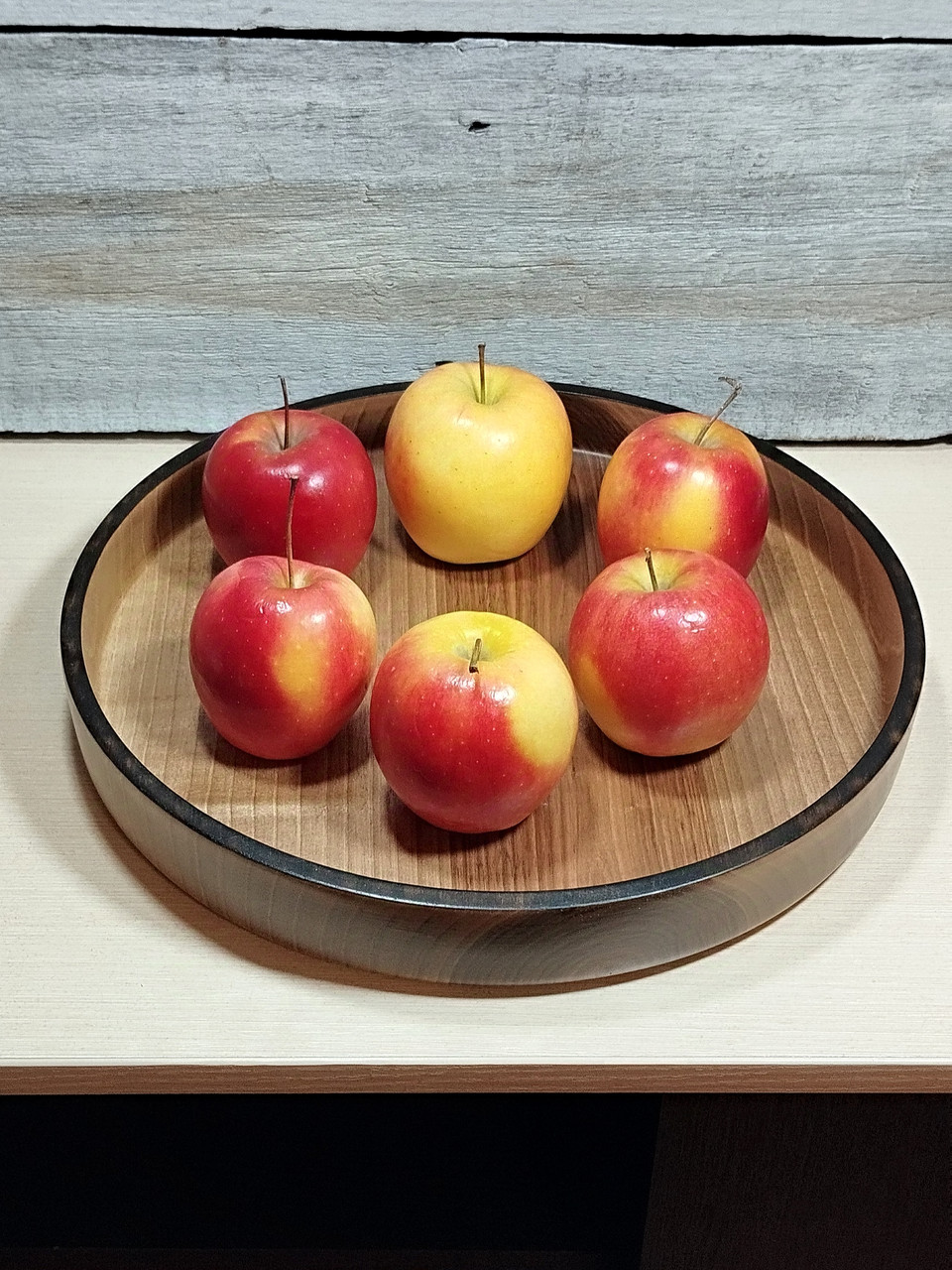 Дерев'яний піднос, таця для подачі страв Горіх . Діаметр 31см, фото 1