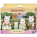 Sylvanian Families Сім'я Котів кольору лате Calico Critters CC2161, фото 11