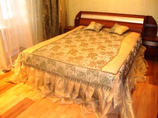 Дизайнерське покривало на ліжко "Романтика"