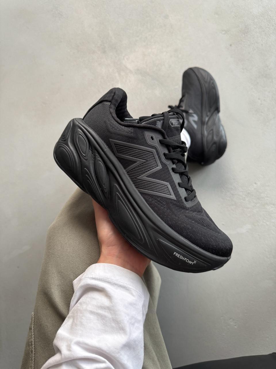 Кросівки чоловічі чорні New Balance FuelCell Propel Black (19320)