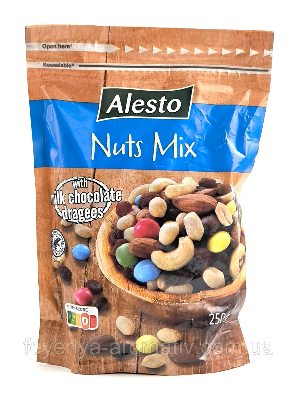 Суміш горіхів з родзинками в шоколаді Alesto Nuts Mix 250 г Німеччина