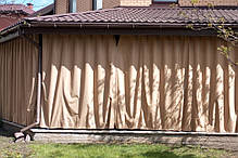 Вуличні штори в оформленні літніх споруд закладів громадського харчування та торгівлі: навіщо, як і для чого?