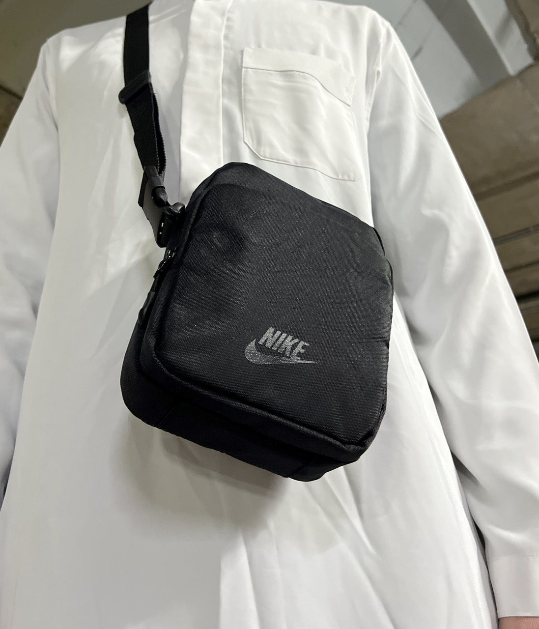 Барсетка тканинна чоловіча - компактна сумка на кожен день Nike