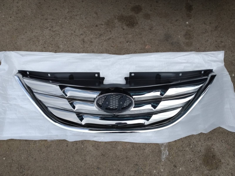 Решітка радіатора хром Hyundai Sonata YF (Хюндай Соната) 2010-2015 863503S100, фото 1