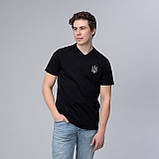 Футболка чоловіча з V-вирізом "Тризуб" сіра вишивка, фото 4