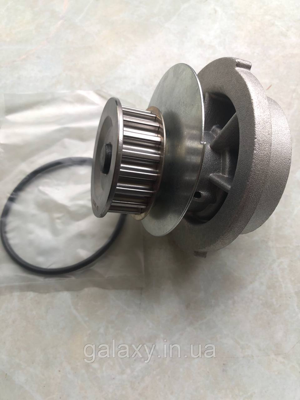 Водяна помпа Opel 1.4 - 1.6 Vectra A Kadett  Ascona C  LPR ИТАЛИЯ WP0695, фото 1