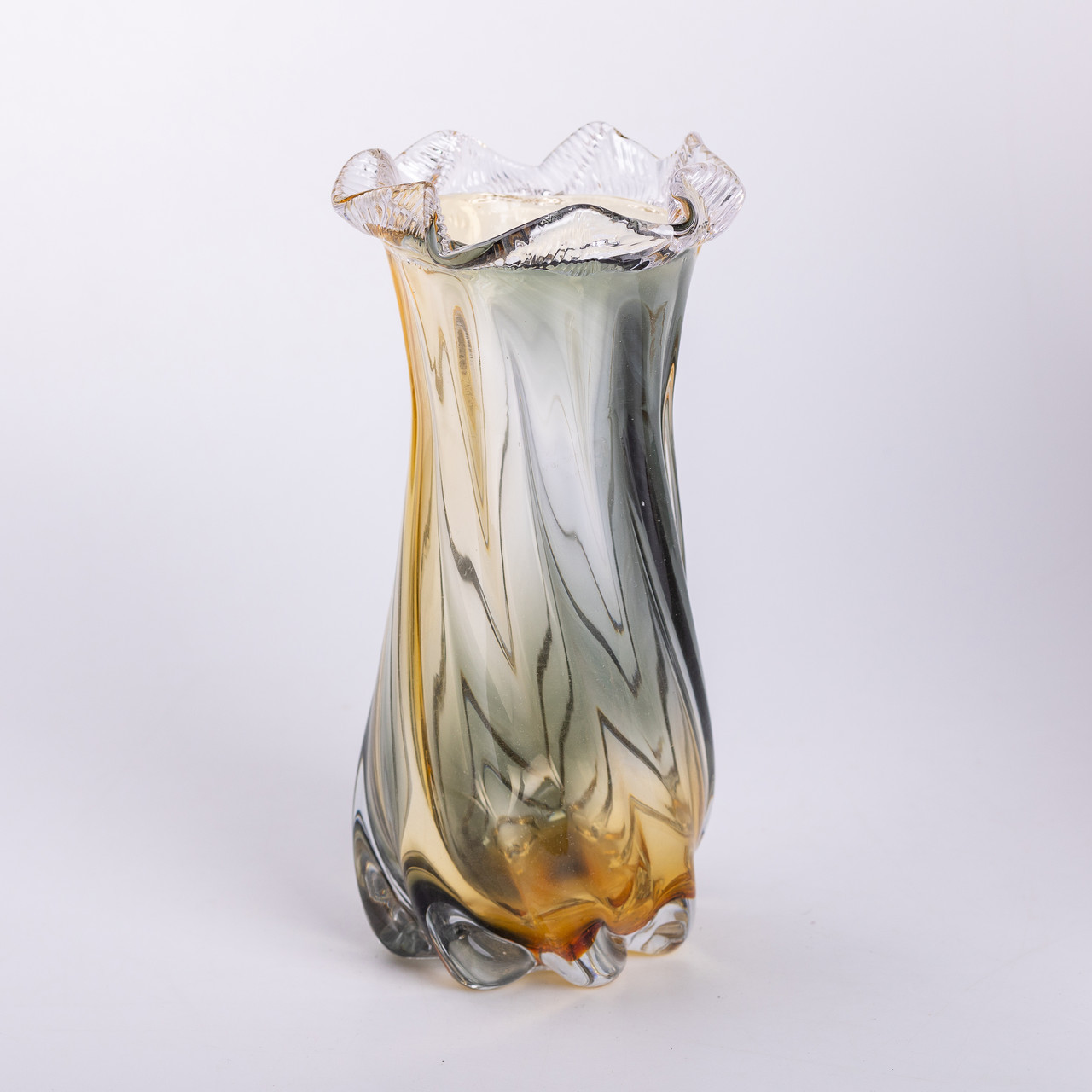 Ваза декоративна 26 см для квітів скляна фігурна ваза з кольорового скла 1.2 л Жовто-сіра, фото 1