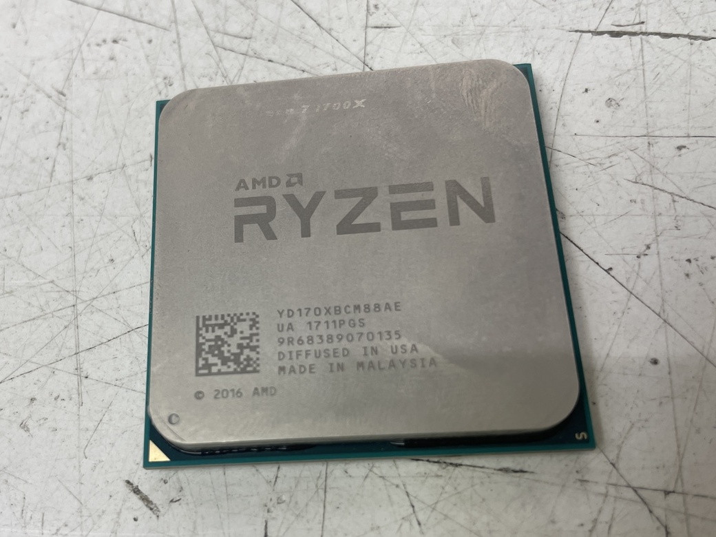 Процесор sAM4 AMD Ryzen 7 1700X 3.4GHz/16M (YD170XBCM88AE)