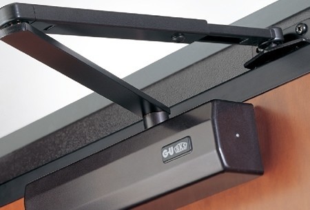 Ремонт доводчика Дніпропетровська