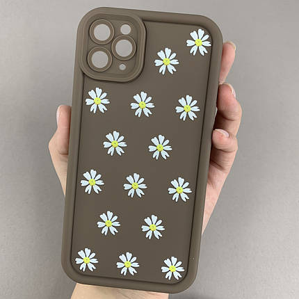 Чохол для iPhone 11 Pro Max чохол з високими бортами з ромашками на айфон 11 про макс коричневий q05j, фото 1