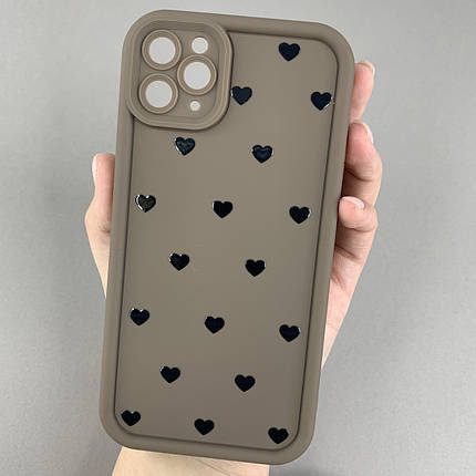 Чохол для iPhone 11 Pro Max чохол з високими бортами з сердечками на телефон айфон 11 про макс коричневий q06e, фото 1