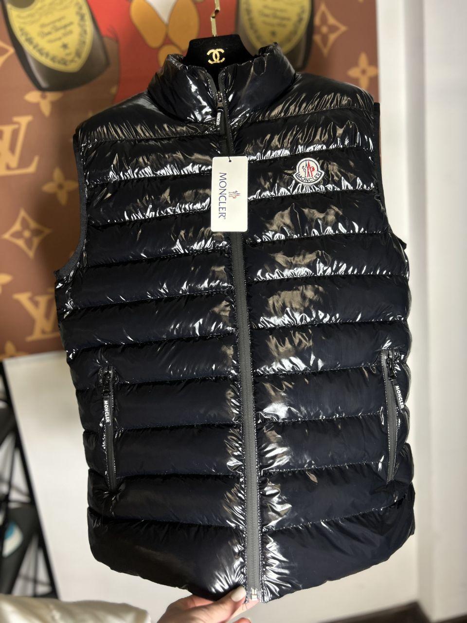 Жилетка Moncler