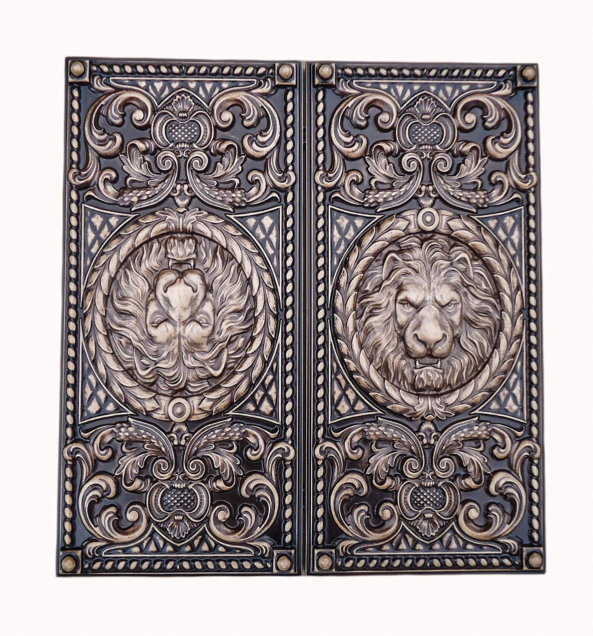 Нарди різьблені "Лев" із натурального дерева з ложементом для фішок ручної роботи 50*46 см, фото 1