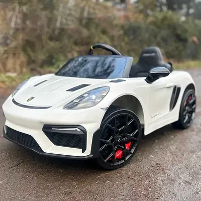 Дитячий електромобіль Porsche білий Машинка на акумуляторі для дітей до 30 кг MP3 Bluetooth USB SD 2 мотори