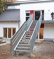 Перила сталеві та огородження для сходів дитячих таборів відпочинку