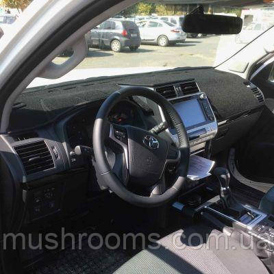 Накидка на торпеду Toyota LC Prado 150 1 пок. 2009-2013 чохол килимок накидка на панель приладів Тойота Прадо