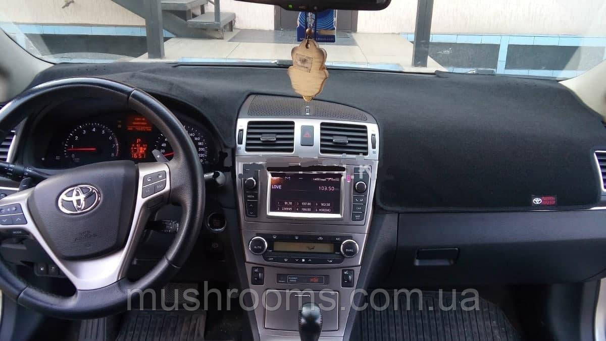 Накидка на торпеду TOYOTA Avensis 3 пок. T270 чохол килимок накидка на панель приладів Тойота Авенсіс