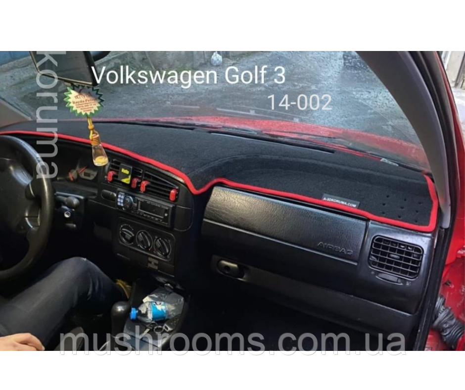 Накидка на торпеду Volkswagen Golf III 1991-1998 чохол килимок накидка на панель приладів Фольксваген Гольф, фото 1