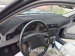 Накидка на панель приладів BMW E34 (3 пок., 5 Series, 'плоская') 1988-1996, накидка на торпеду авто БМВ