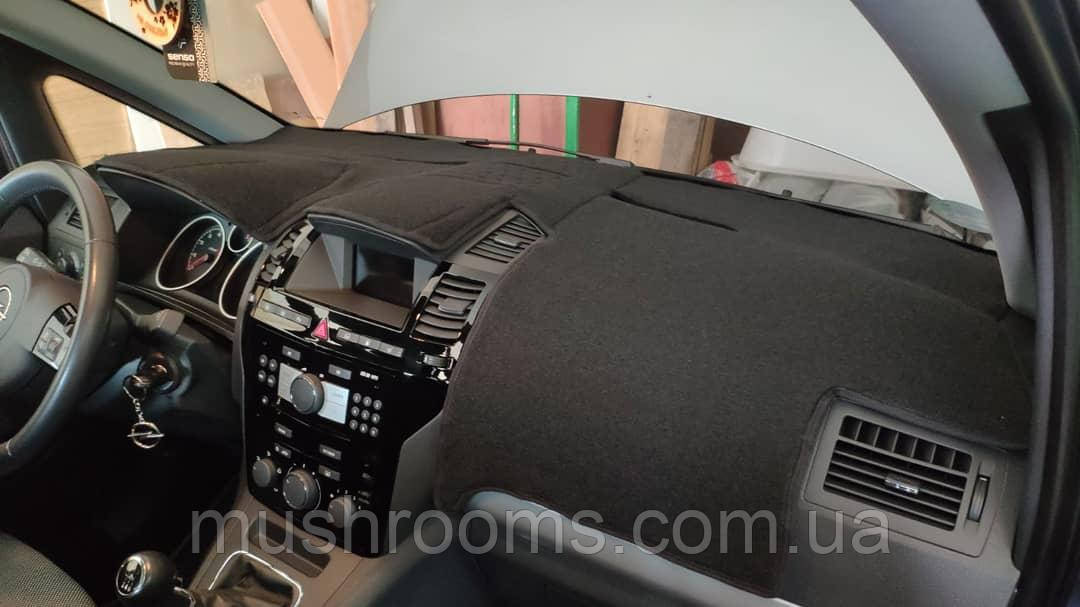 Накидка на торпеду Opel Zafira B 2004-2014 чохол килимок накидка на панель приладів автомобіля Опель Зафіра Б, фото 1