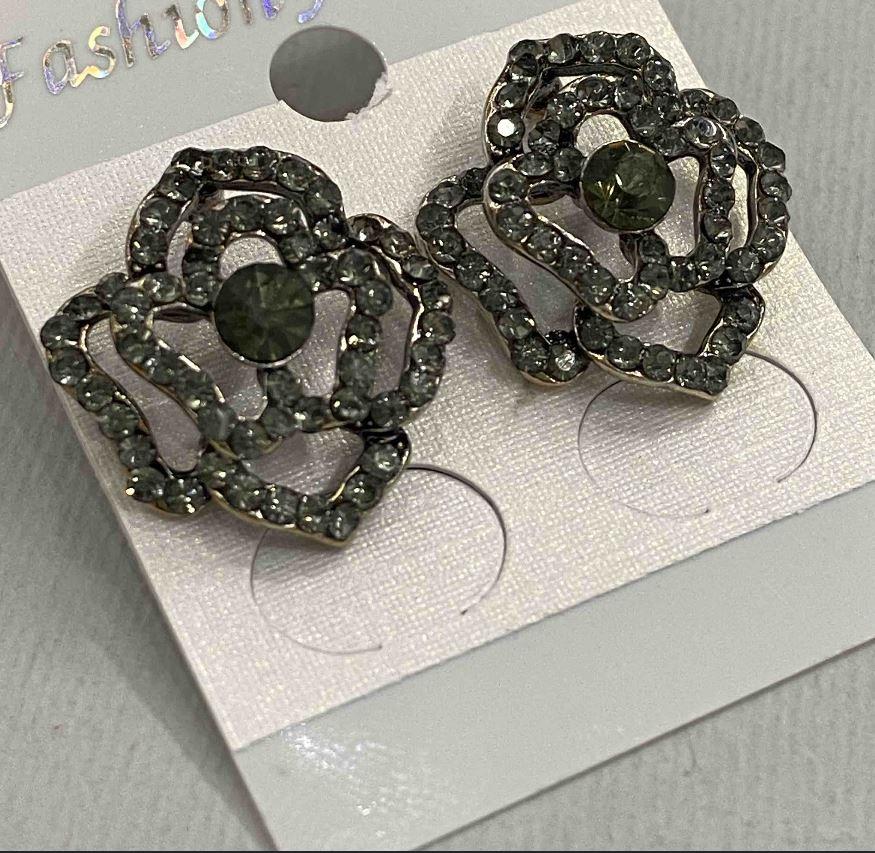 Сережки-пусети Троянди, темні стрази, метал під золото, 20мм, фото 1