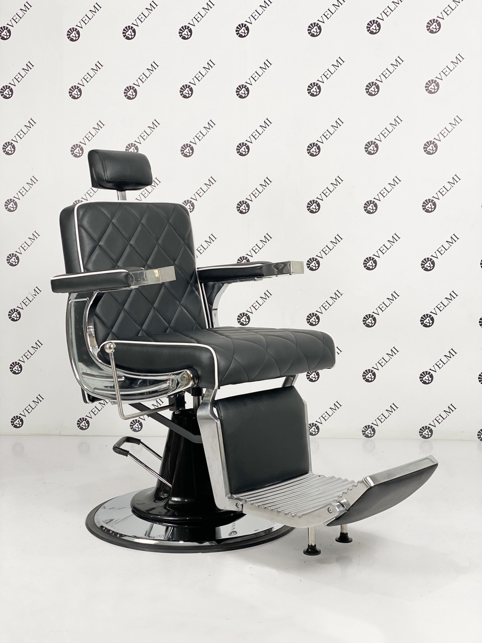 Перукарське крісло для barbershop Barber Prime, екокожа чорна (Velmi TM)