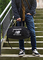 Чорна сумка для спорту та подорожей - практичний вибір New Balance