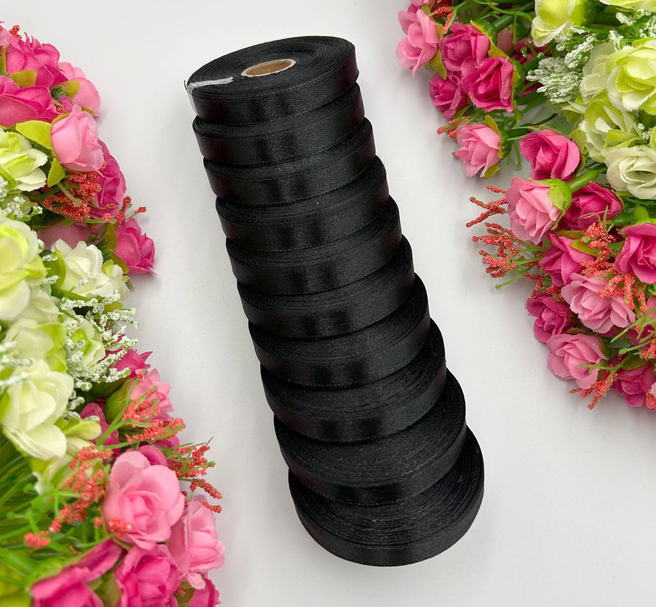 Атласна стрічка для рукоділля - 1 см x 23 м (опт, 10 рулонів) / Чорний, фото 1