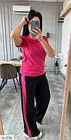 Костюм жіночий повсякденний зручний модний якісний футболка та широкі штани з лампасами розміри 42-48