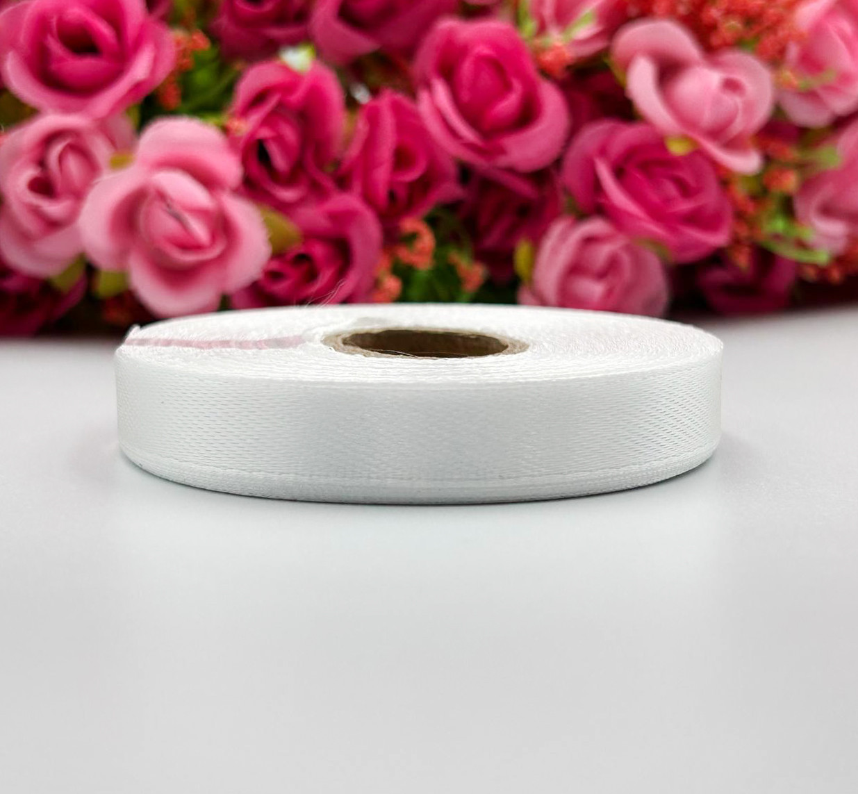 Атласна стрічка для рукоділля - 1 см x 23 м / Білий, фото 1
